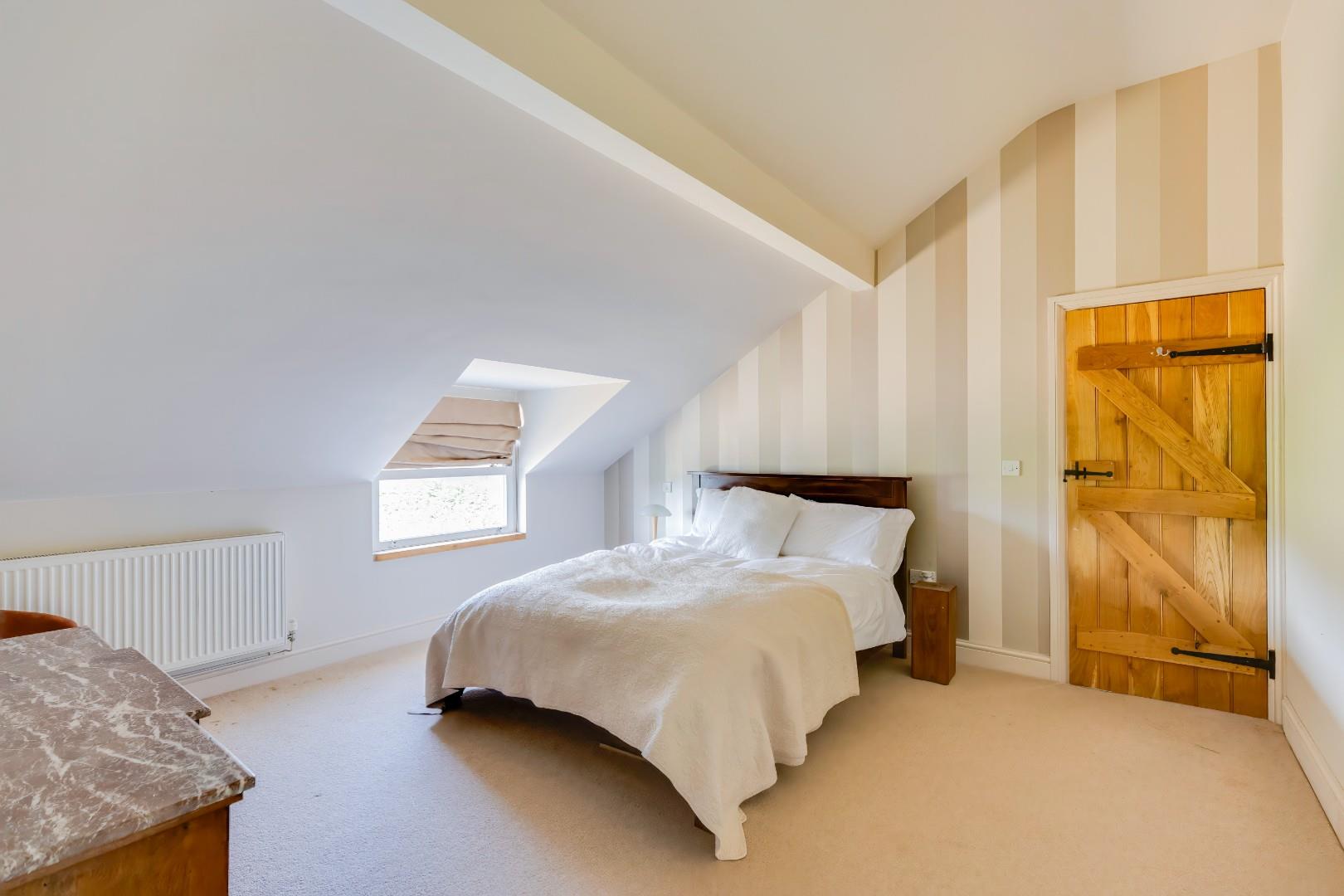 Redlands House, Bonvilston, Cardiff, CF5 6TQ
